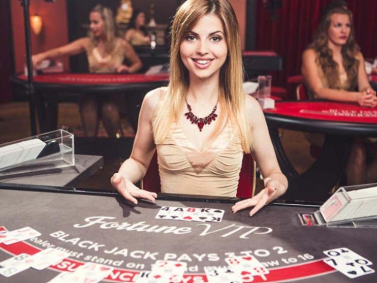 Hướng dẫn cách chơi blackjack 3 hand chuẩn casino